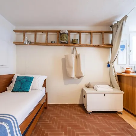 Villa Di Cala Regina, Maison De Charme