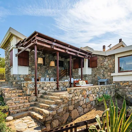 فيلة Di Cala Regina, Maison De Charme *