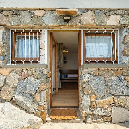 فيلة Di Cala Regina, Maison De Charme