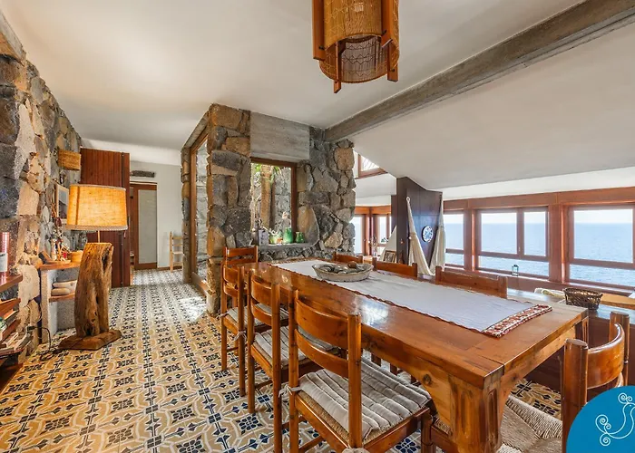 Di Cala Regina, Maison De Charme Villa Quartu SantʼElena