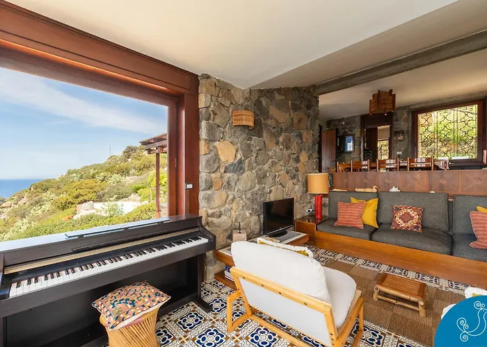 Di Cala Regina, Maison De Charme Villa