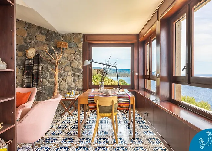 Di Cala Regina, Maison De Charme Quartu SantʼElena